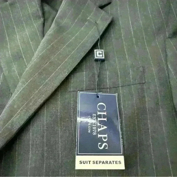 Chaps Sport Coat Men’s 42S Charcoal Gray Pinstriped 100% Wool 3-Button Jacket - Picture 6 of 10